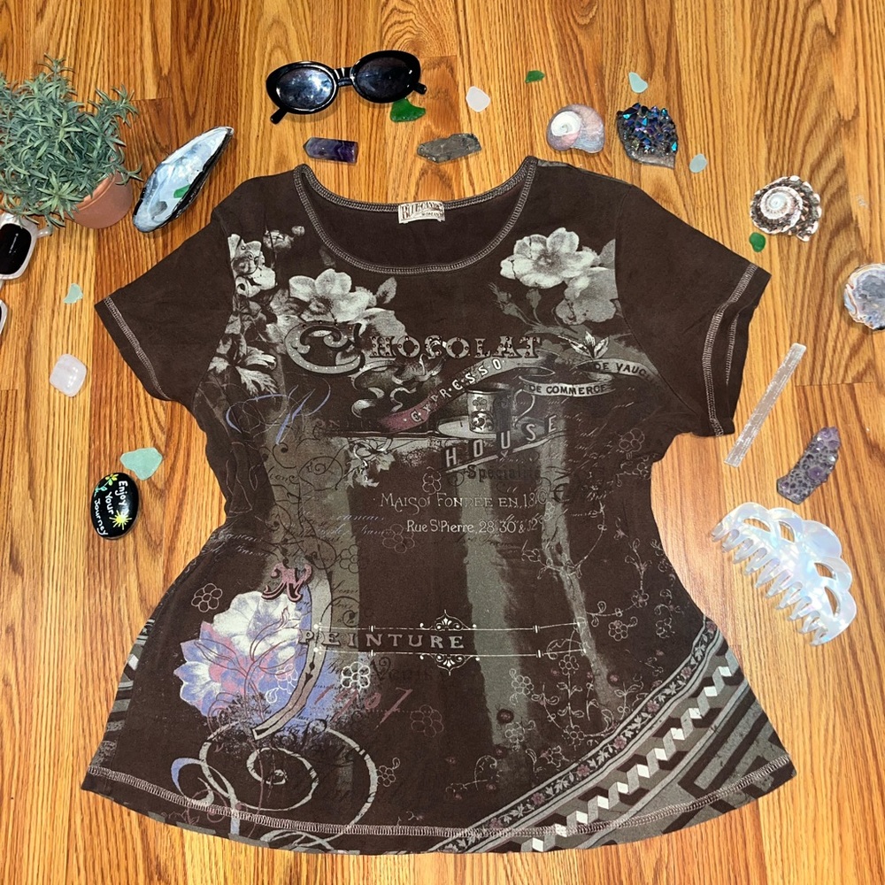 VINTAGE BROWN GRAPHIC T